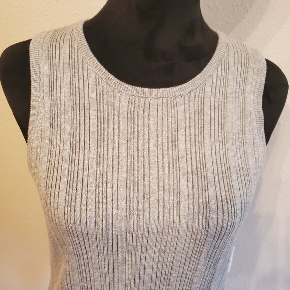 On 34TH Women's Ribbed Trim Sleeveless Crew Neck Tank Top Size 2XXL. - Picture 8 of 12